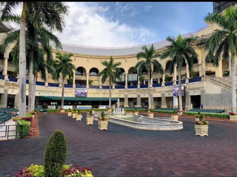 Ocean Views - Pool & Gym - Pet Friendly - Close To Beach Hallandale Beach Ngoại thất bức ảnh
