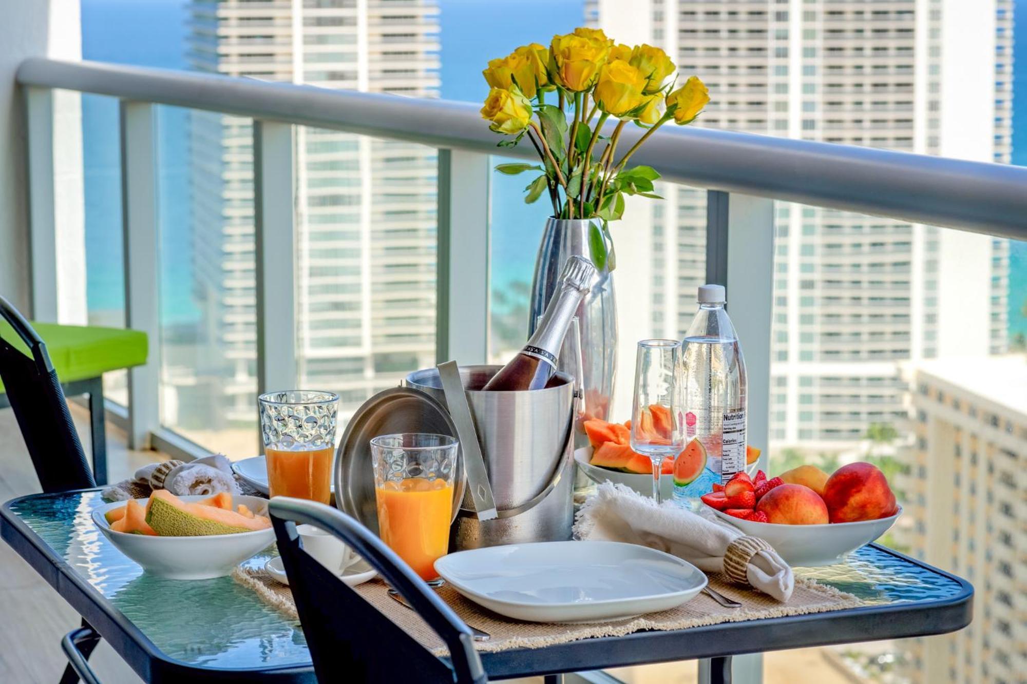 Ocean Views - Pool & Gym - Pet Friendly - Close To Beach Hallandale Beach Ngoại thất bức ảnh