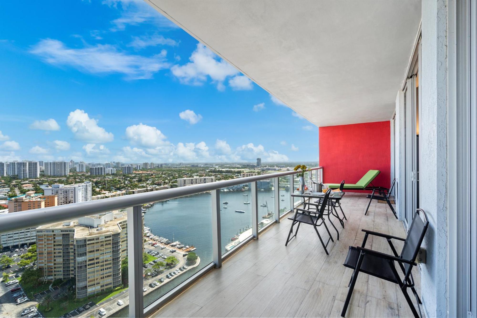 Ocean Views - Pool & Gym - Pet Friendly - Close To Beach Hallandale Beach Ngoại thất bức ảnh