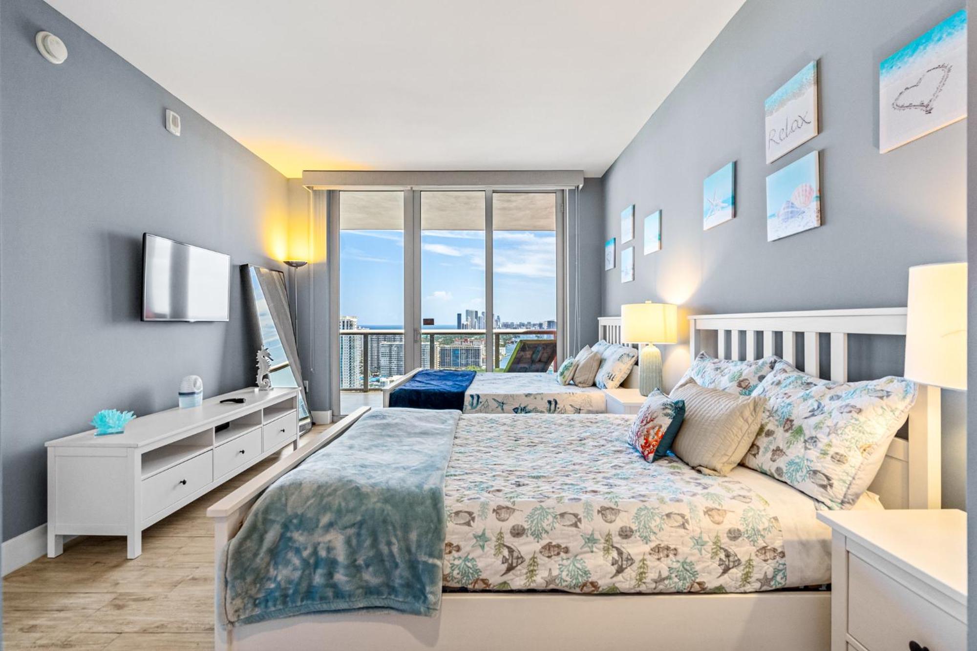 Ocean Views - Pool & Gym - Pet Friendly - Close To Beach Hallandale Beach Ngoại thất bức ảnh