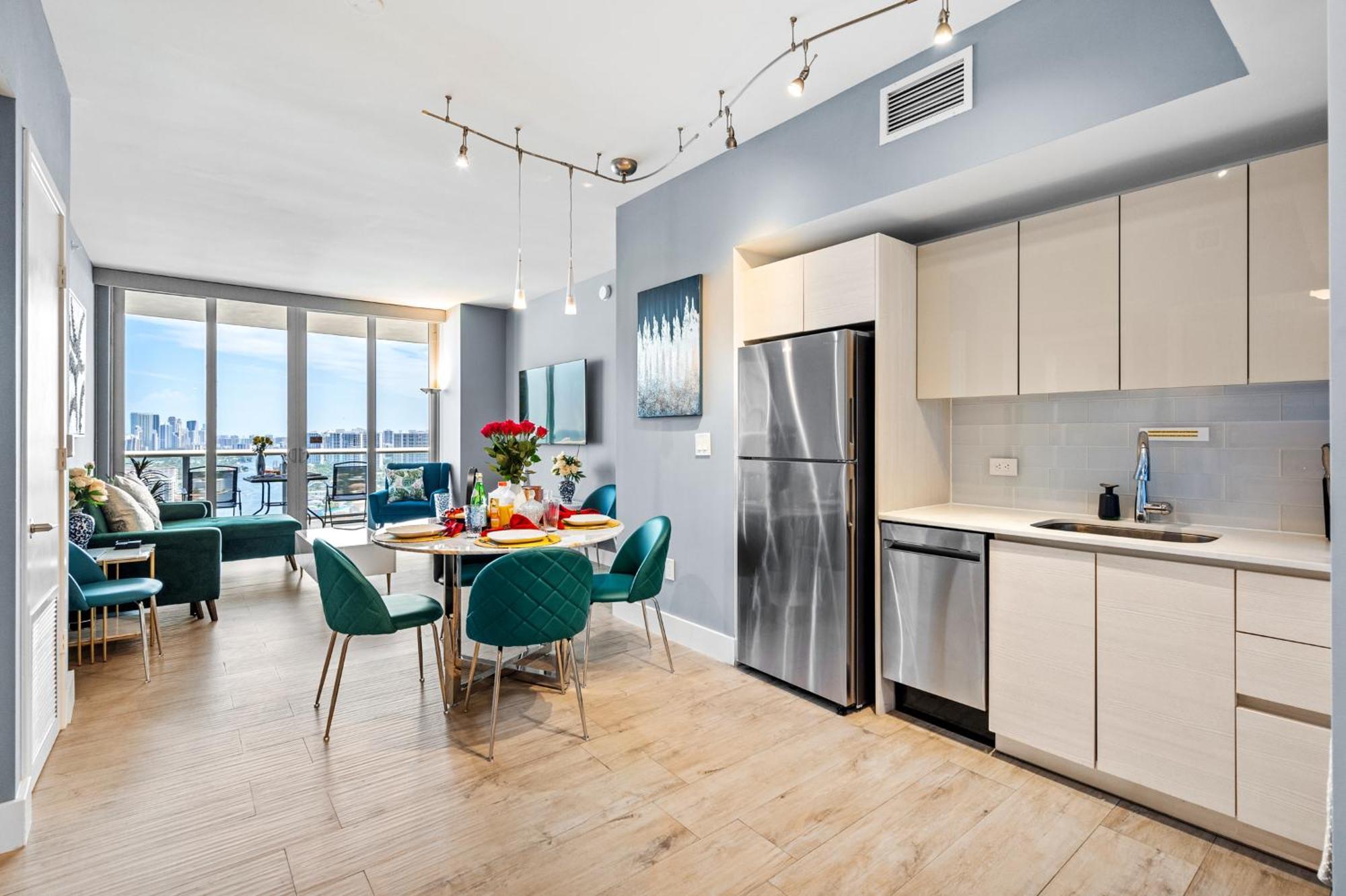 Ocean Views - Pool & Gym - Pet Friendly - Close To Beach Hallandale Beach Ngoại thất bức ảnh